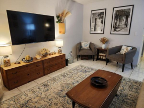 3BR Oasis with Pool in Cocoa
